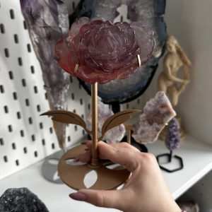 Fluoryt róża na stojaku F53